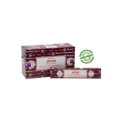 Satya Opium Räucherstäbchen in maroon-weißer Verpackung